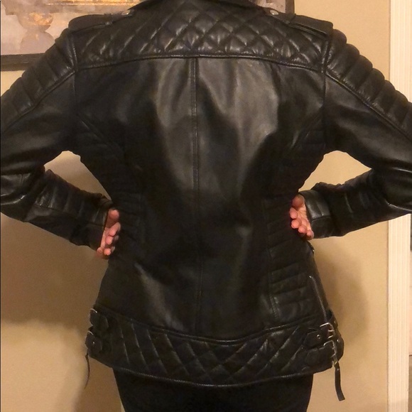Leather jacket - Picture 2 of 6